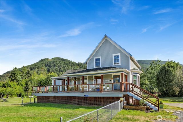 3455 Legg Road, Bow, WA 98232