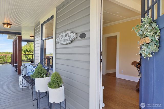 3455 Legg Road, Bow, WA 98232