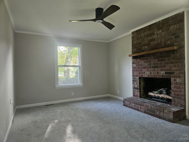 258 Indian Lake Rd, Hendersonville, TN 37075