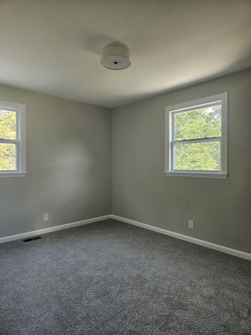 258 Indian Lake Rd, Hendersonville, TN 37075