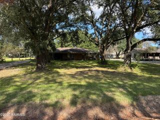 5015 Jasper Road, New Iberia, LA 70560