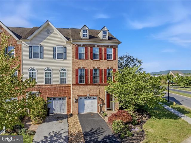 100 DARDEN CT, Martinsburg, WV 25403
