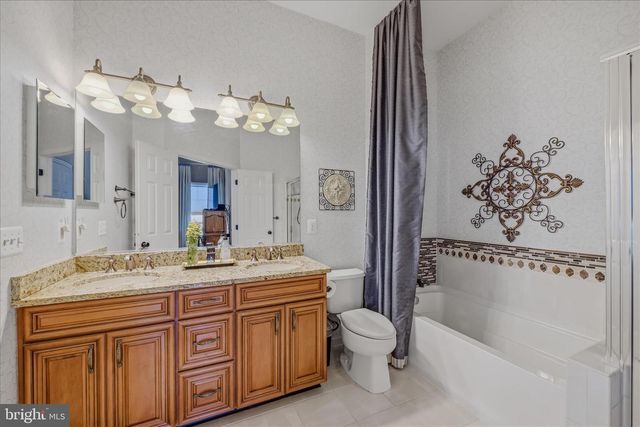 100 DARDEN CT, Martinsburg, WV 25403