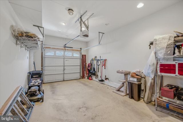 100 DARDEN CT, Martinsburg, WV 25403