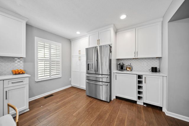 2961 Lexington Drive, Powell, OH 43065