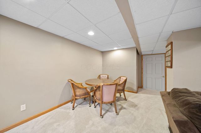 2961 Lexington Drive, Powell, OH 43065