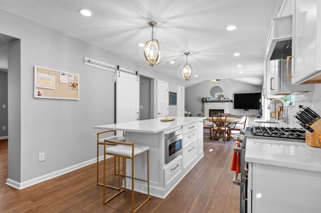 2961 Lexington Drive, Powell, OH 43065