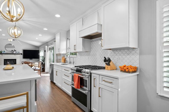 2961 Lexington Drive, Powell, OH 43065