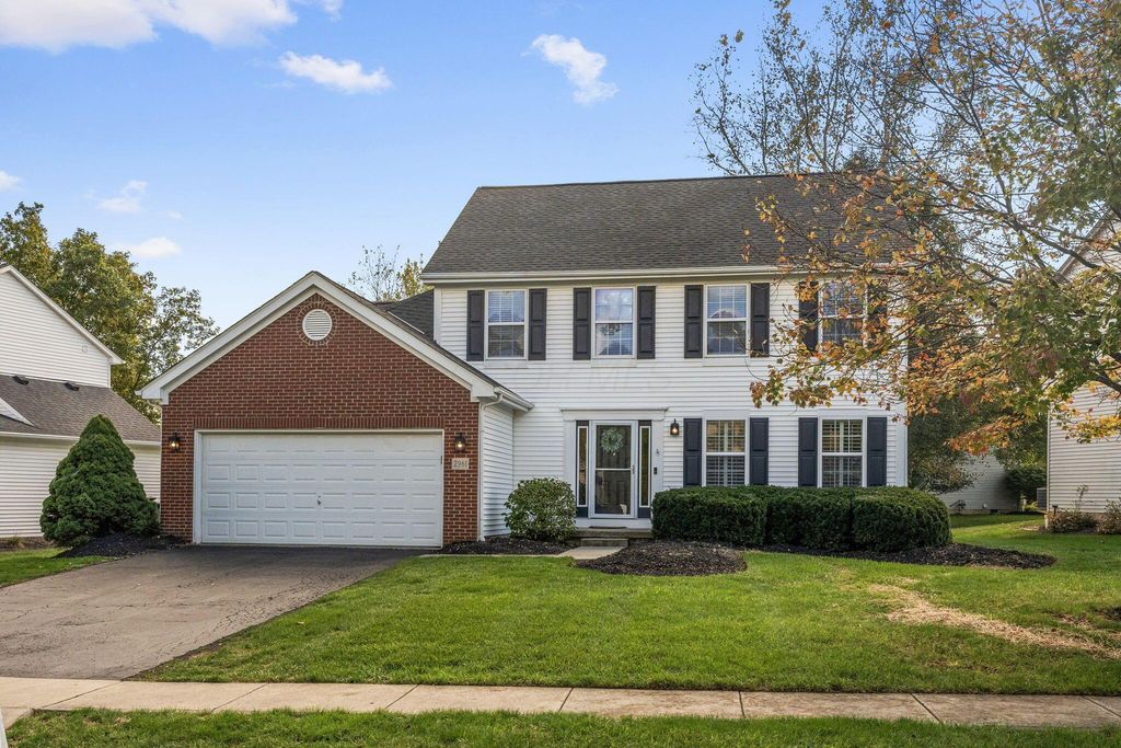 2961 Lexington Drive, Powell, OH 43065