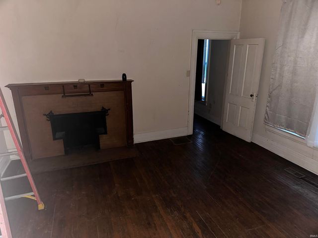 429 W Charles Street, Muncie, IN 47305