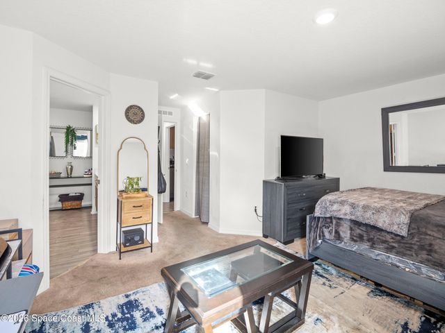 526 Hancock Street SW, Palm Bay, FL 32908