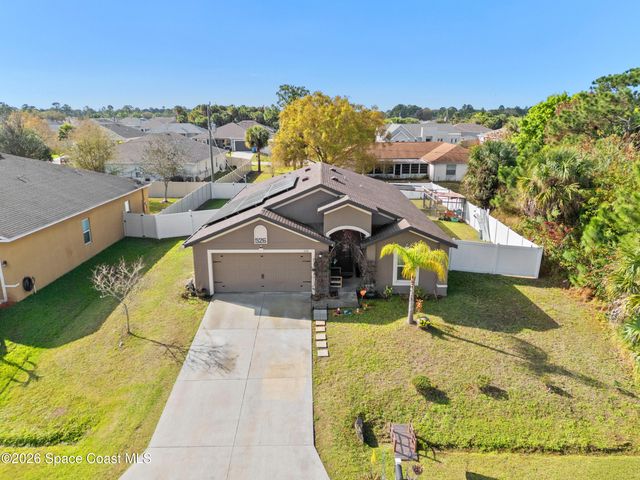 526 Hancock Street SW, Palm Bay, FL 32908