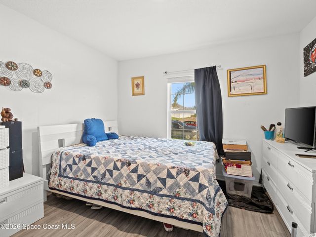 526 Hancock Street SW, Palm Bay, FL 32908