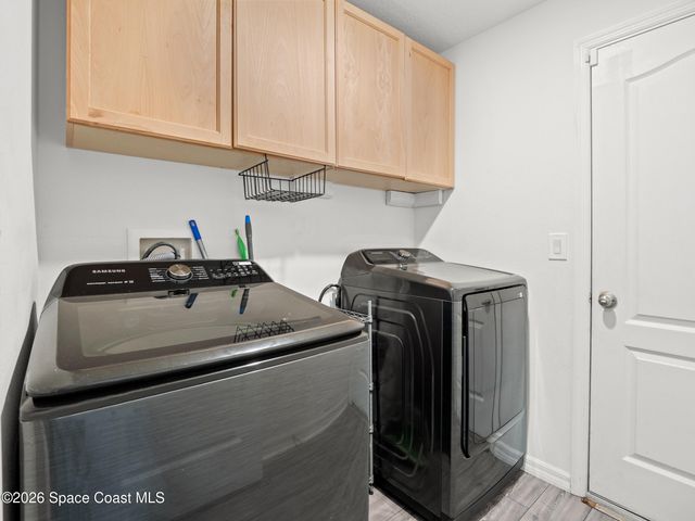 526 Hancock Street SW, Palm Bay, FL 32908