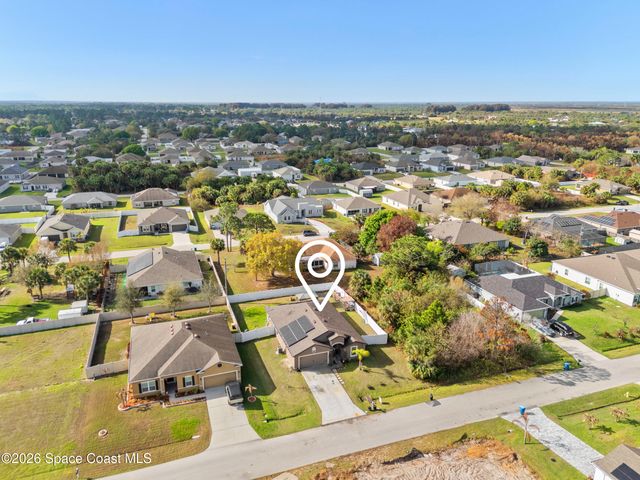 526 Hancock Street SW, Palm Bay, FL 32908