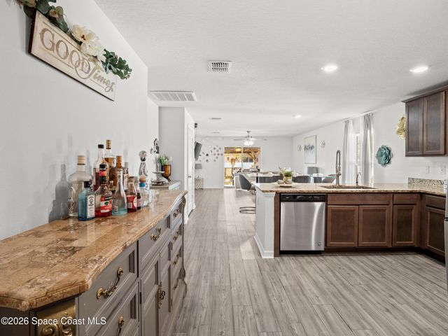 526 Hancock Street SW, Palm Bay, FL 32908