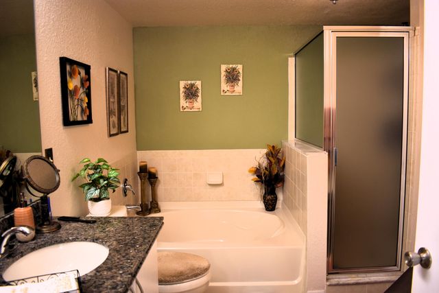 142 SW Peacock Blvd Apt 22-101 St, Port St Lucie, FL 34986