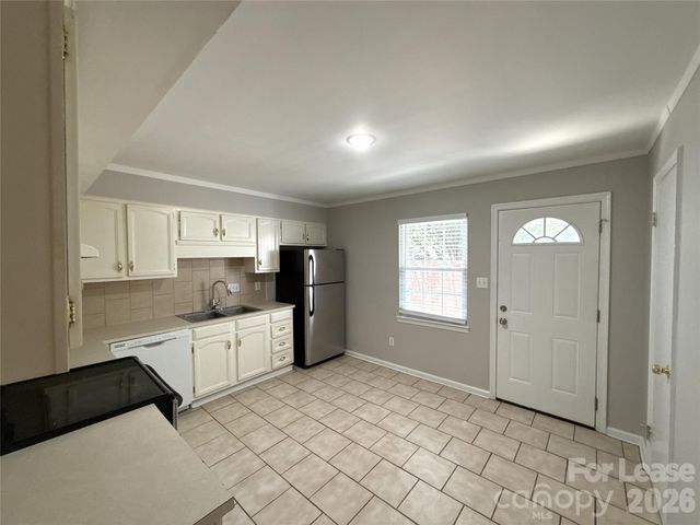 11016 Hunter Trail Lane, Charlotte, NC 28226
