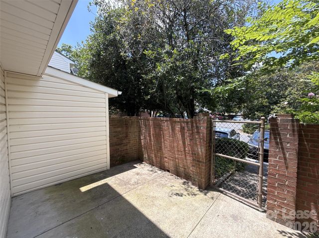11016 Hunter Trail Lane, Charlotte, NC 28226