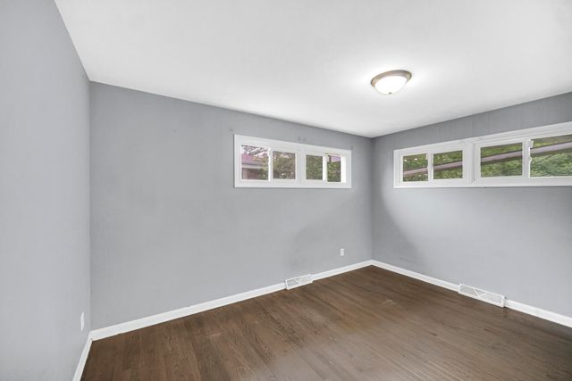 5309 Pierce Street, Merrillville, IN 46410
