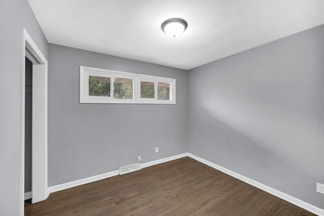 5309 Pierce Street, Merrillville, IN 46410