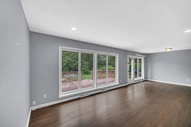 5309 Pierce Street, Merrillville, IN 46410
