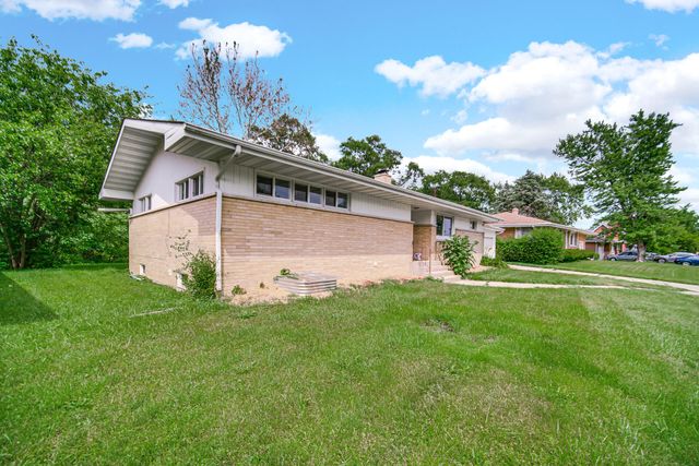 5309 Pierce Street, Merrillville, IN 46410