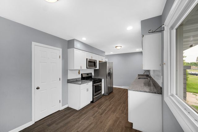 5309 Pierce Street, Merrillville, IN 46410