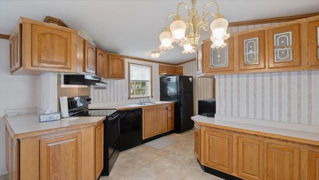 70 Caddy Drive, Salem, NH 03079