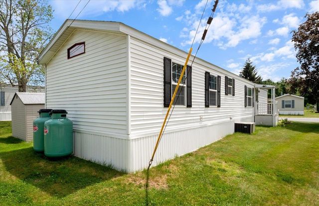 70 Caddy Drive, Salem, NH 03079