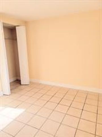 17255 SW 95th Avenue 208, Palmetto Bay, FL 33157