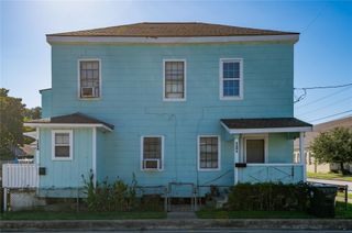 1501 / 1503 J H Clouser Street, Galveston, TX 77550