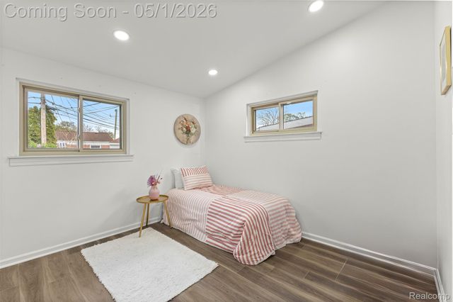 7370 Amboy Street, Dearborn Heights, MI 48127
