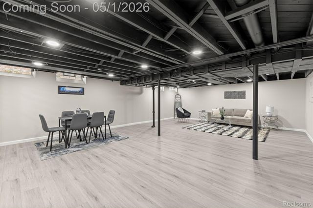 7370 Amboy Street, Dearborn Heights, MI 48127