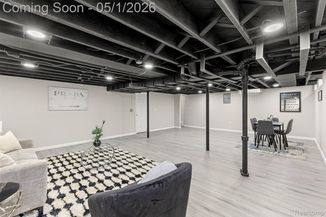 7370 Amboy Street, Dearborn Heights, MI 48127