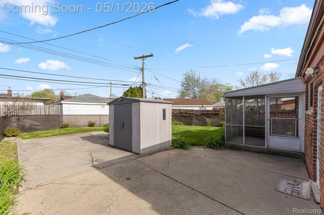 7370 Amboy Street, Dearborn Heights, MI 48127