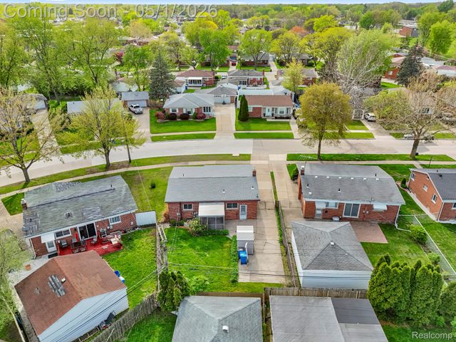 7370 Amboy Street, Dearborn Heights, MI 48127