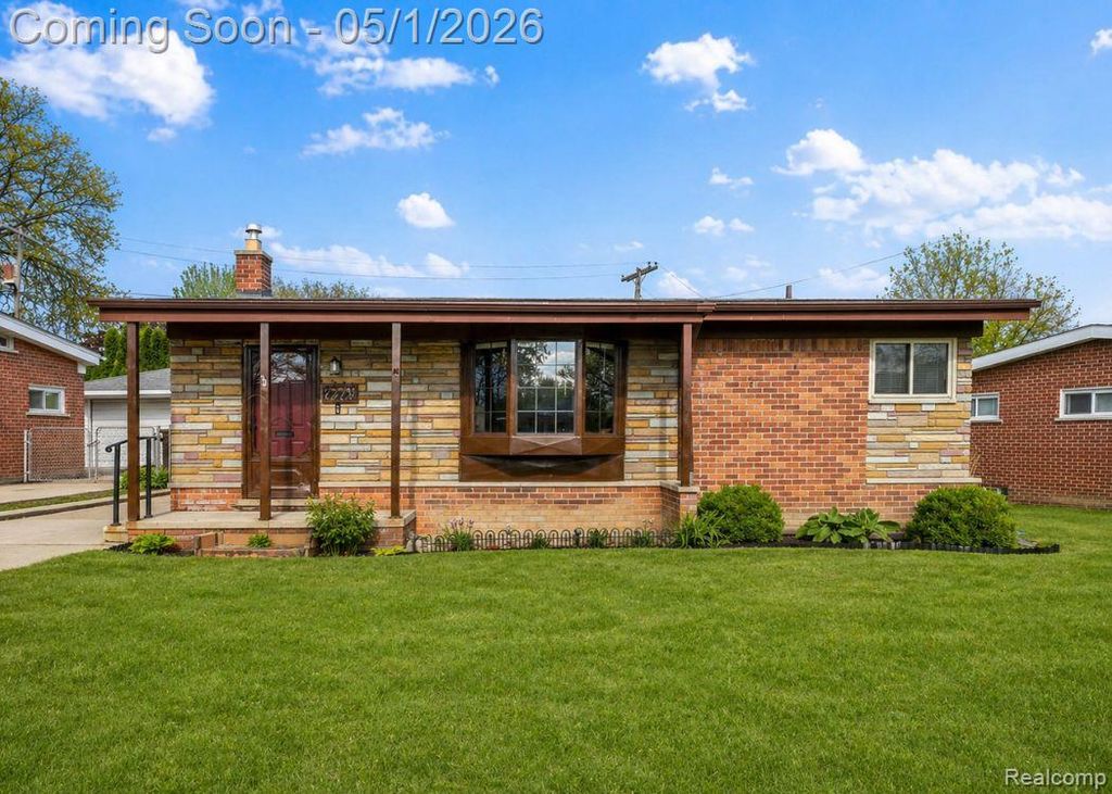 7370 Amboy Street, Dearborn Heights, MI 48127