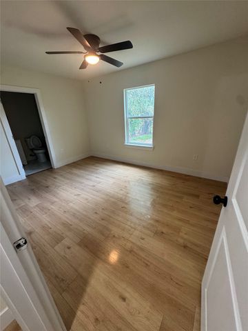 1311 E Inwood Drive, Arlington, TX 76010