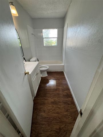 1311 E Inwood Drive, Arlington, TX 76010