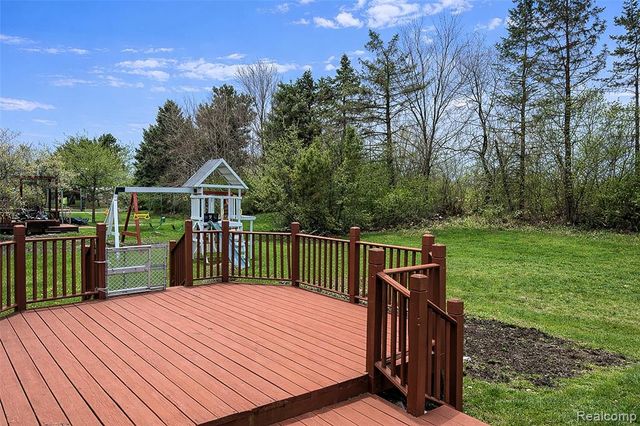 6815 Norwood Drive, Canton, MI 48187