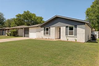 2404 Bending TRL, Austin, TX 78744