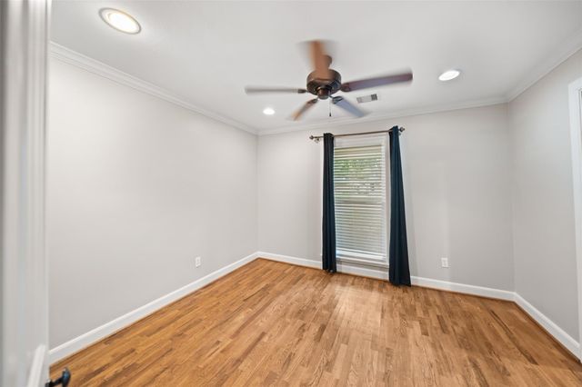 1810 Droxford Drive, Houston, TX 77008