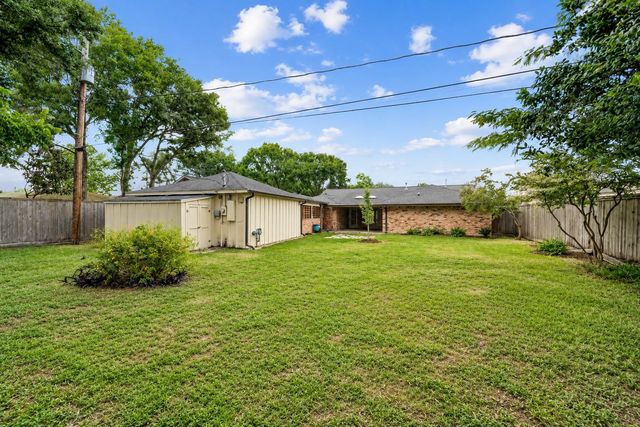 1810 Droxford Drive, Houston, TX 77008