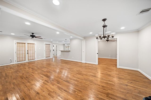 1810 Droxford Drive, Houston, TX 77008