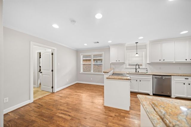 1810 Droxford Drive, Houston, TX 77008
