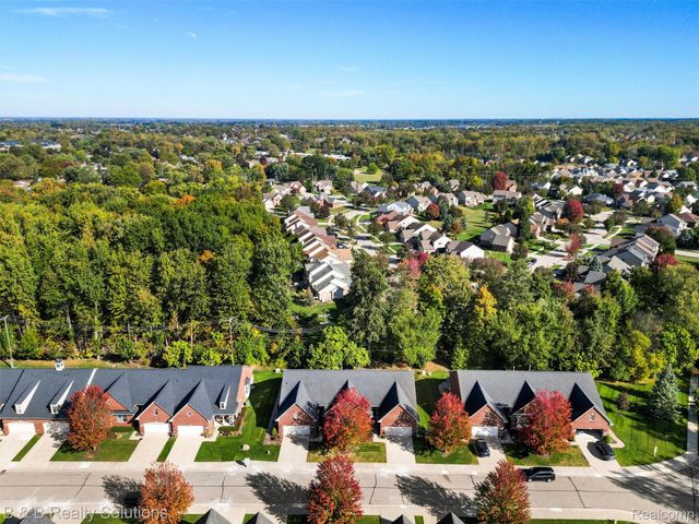 19377 Linwood Drive, Clinton Charter Township, MI 48038