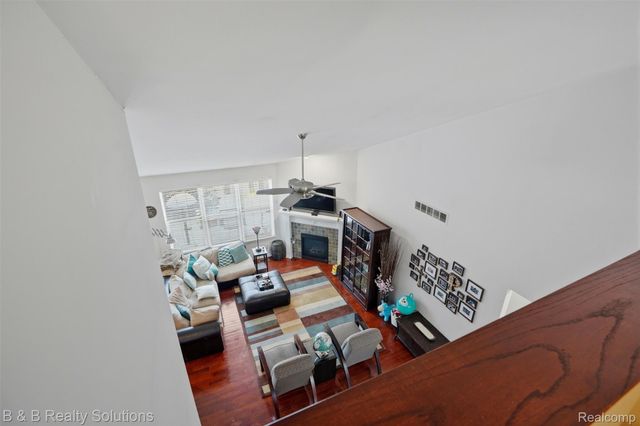 19377 Linwood Drive, Clinton Charter Township, MI 48038