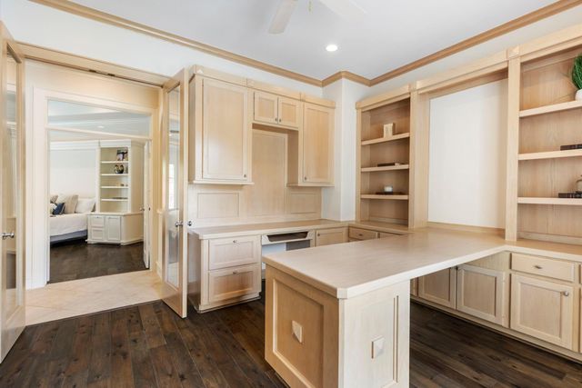 7002 Briton Centre Court, Houston, TX 77069