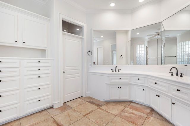 7002 Briton Centre Court, Houston, TX 77069